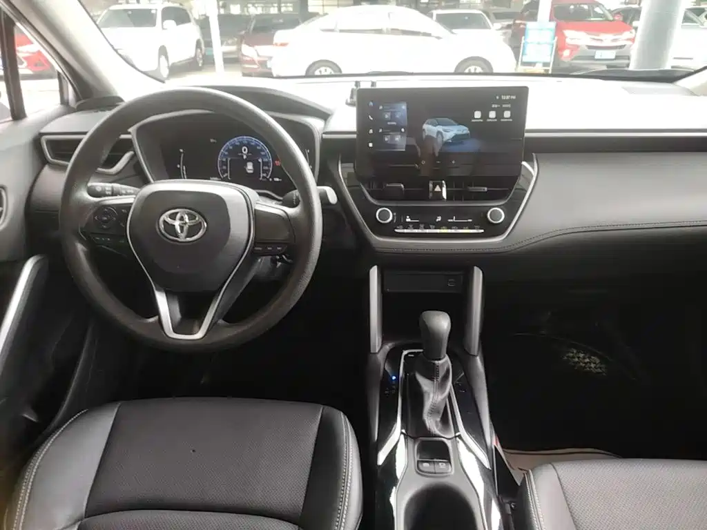 Toyota Frontlander — миниатюра 10