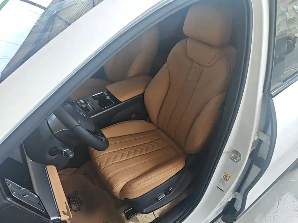 BYD L DM-i — миниатюра 15