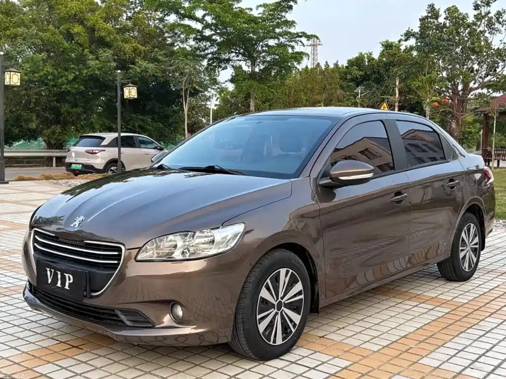 Купить Peugeot 301