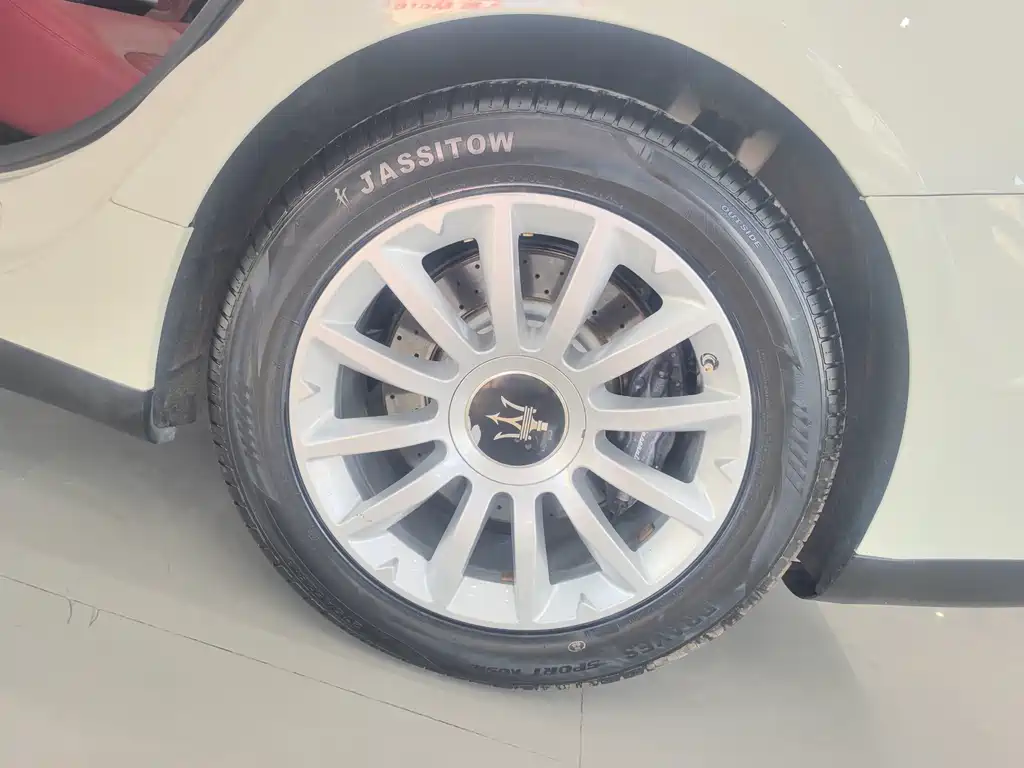 Maserati Ghibli — миниатюра 15