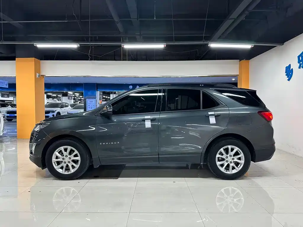 Chevrolet Equinox — миниатюра 9