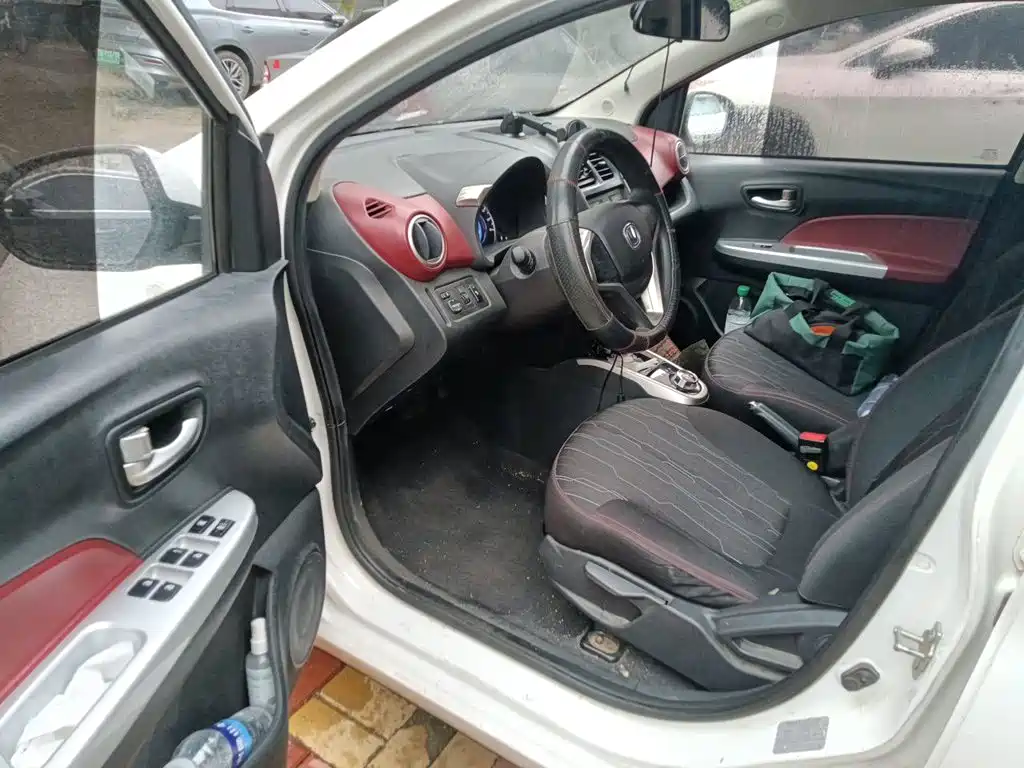 Changan EV — миниатюра 12
