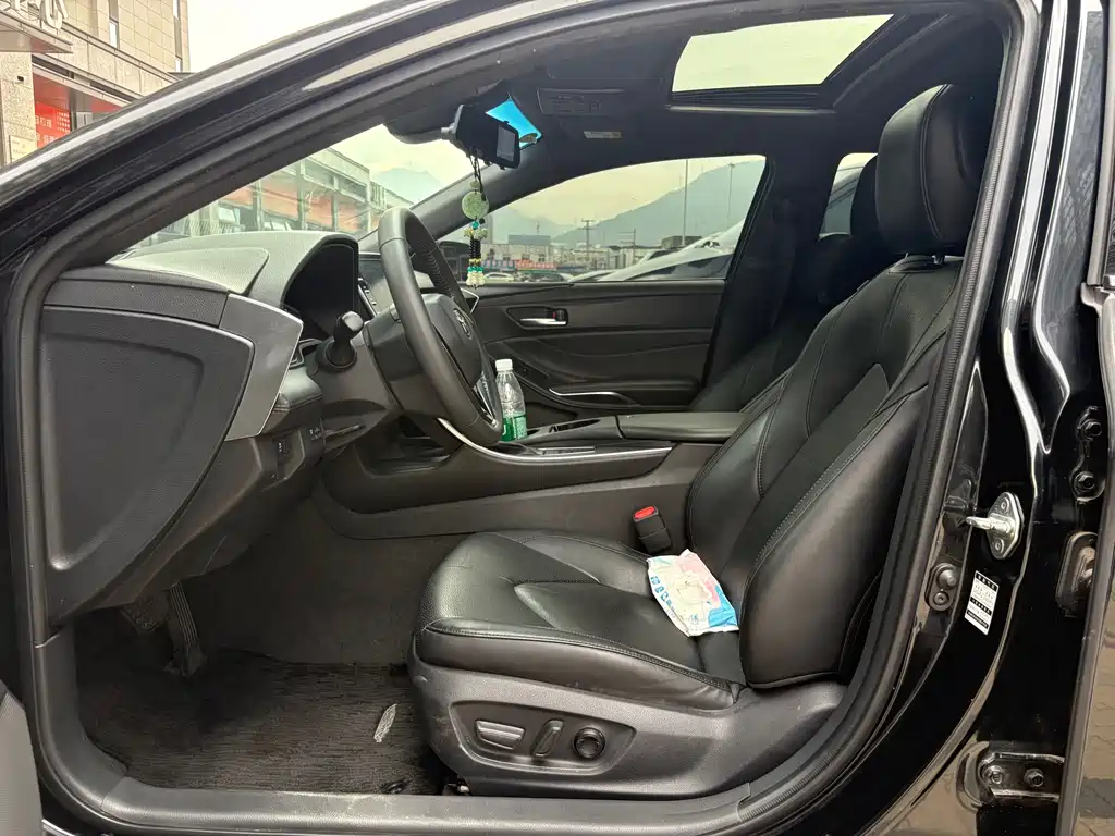 Toyota Avalon - фото 4