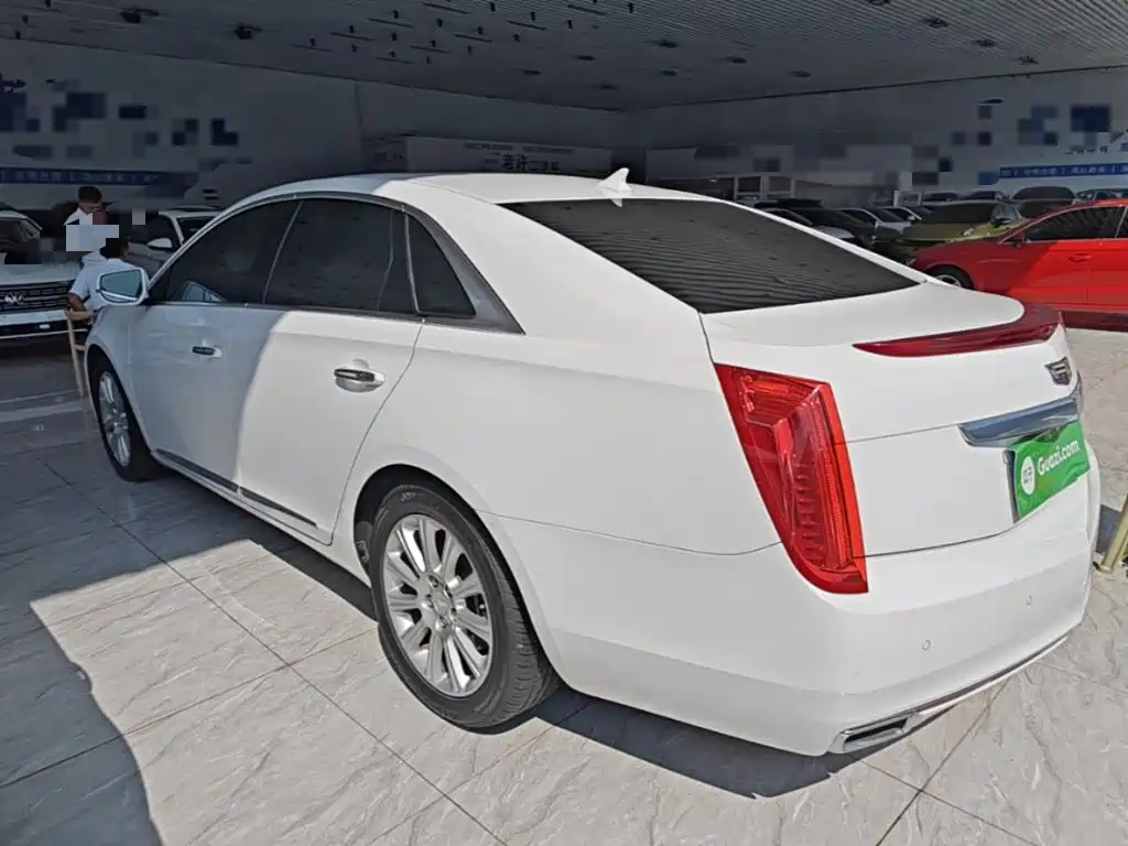 Cadillac XTS — миниатюра 5