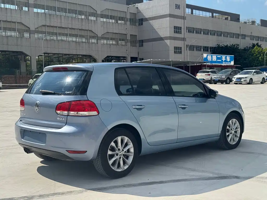 Volkswagen Golf — миниатюра 4