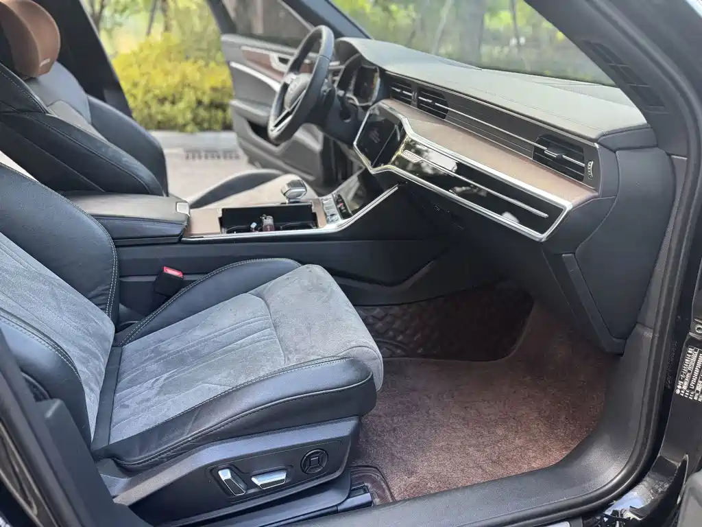 Audi A6L — миниатюра 7