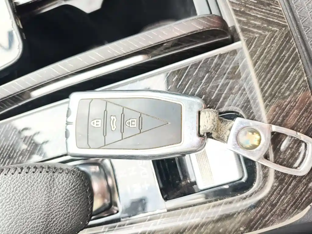 Venucia V — миниатюра 9