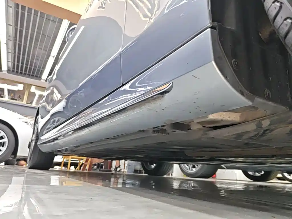 Mercedes-Benz E-Class — миниатюра 21