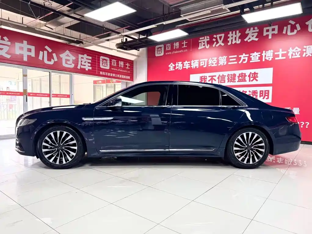 Lincoln Continental — миниатюра 4