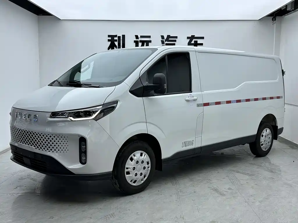 Iveco Juxing 2025