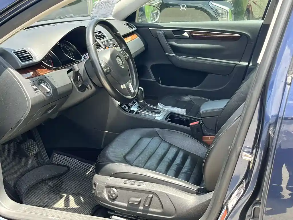 Volkswagen Magotan 2012 2.0TSI Luxury