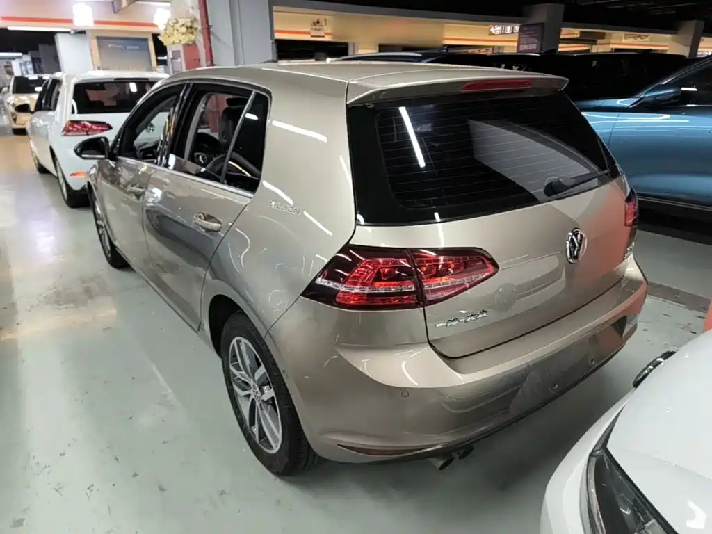 Volkswagen Golf — миниатюра 5