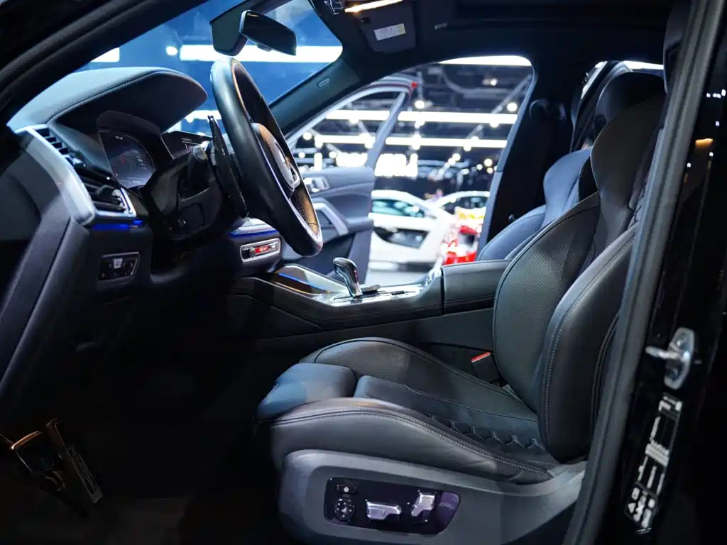 BMW X6 M — миниатюра 9