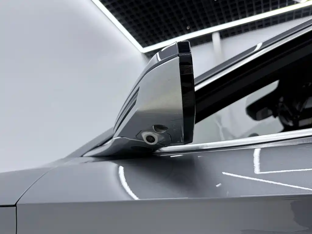BYD Han — миниатюра 17