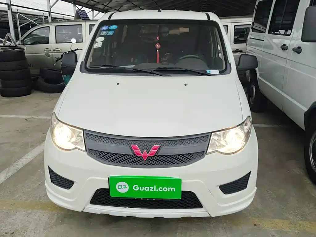 Wuling Hongguang — миниатюра 3