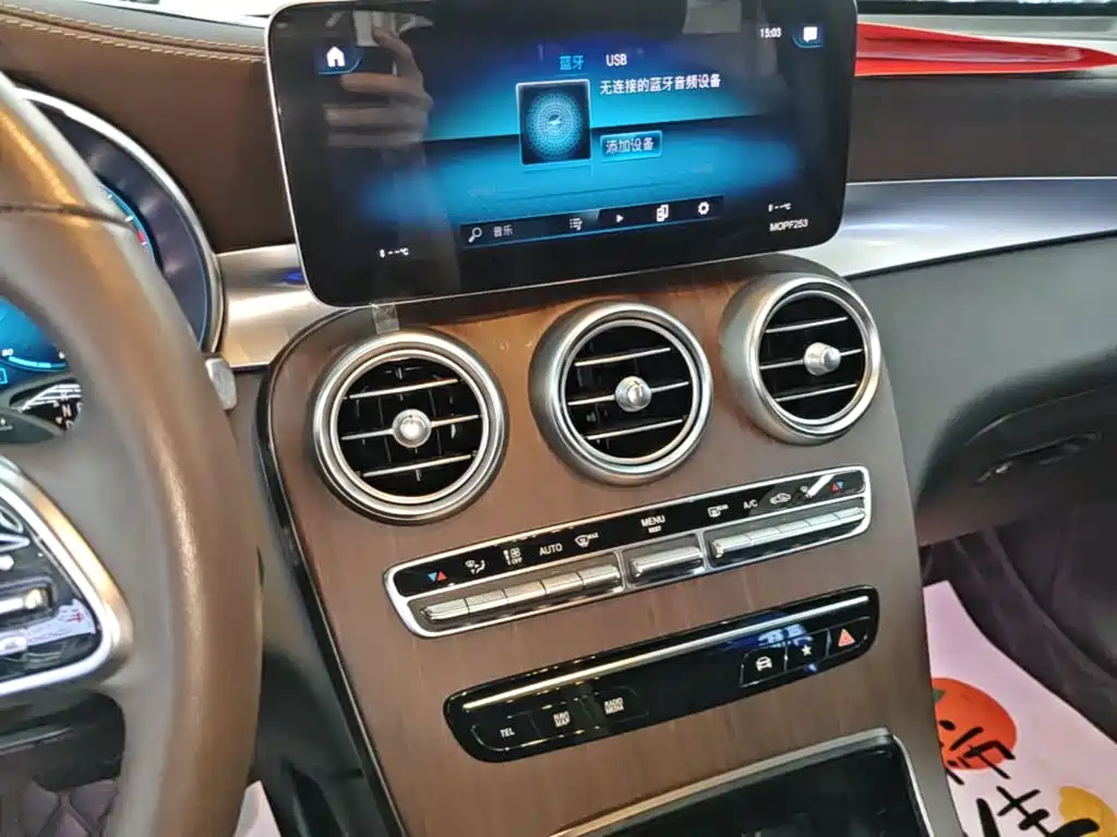 Mercedes-Benz GLC — миниатюра 13