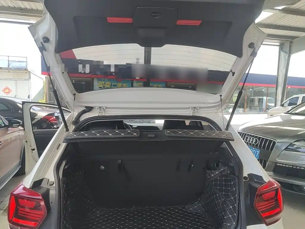Volkswagen Polo — миниатюра 19