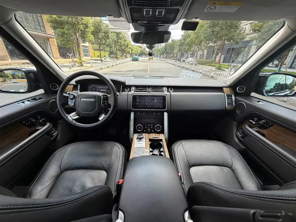 Land Rover Range Rover — миниатюра 10