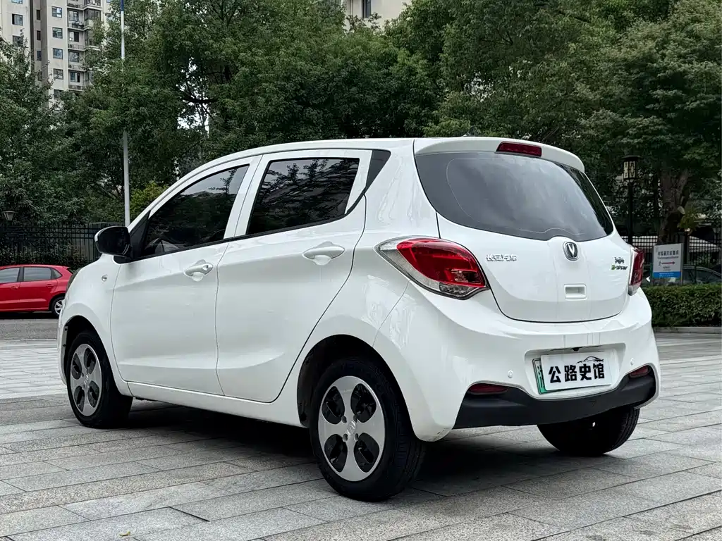 Changan Benben E-Star — миниатюра 4