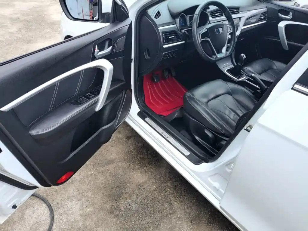 Geely Emgrand — миниатюра 16
