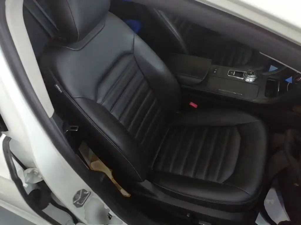 Ford Mondeo — миниатюра 25