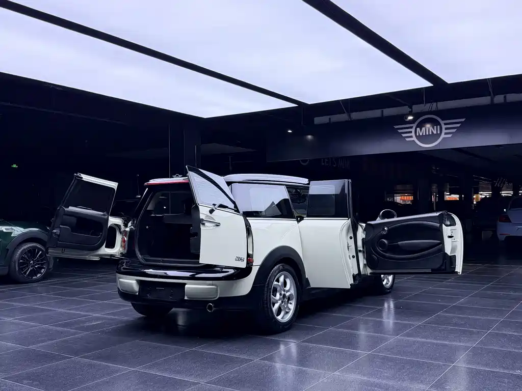 MINI Mini Clubman — миниатюра 7
