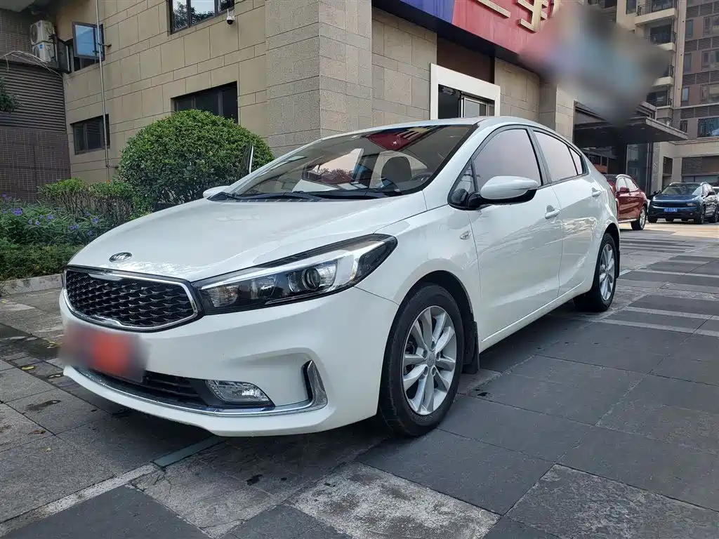KIA K3
