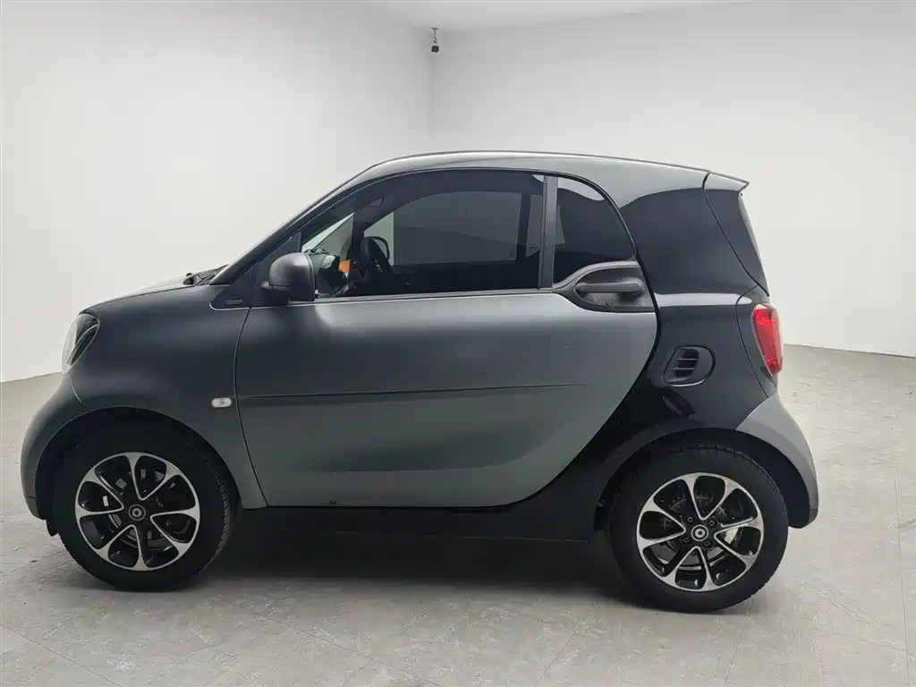smart Smart Fortwo — миниатюра 5