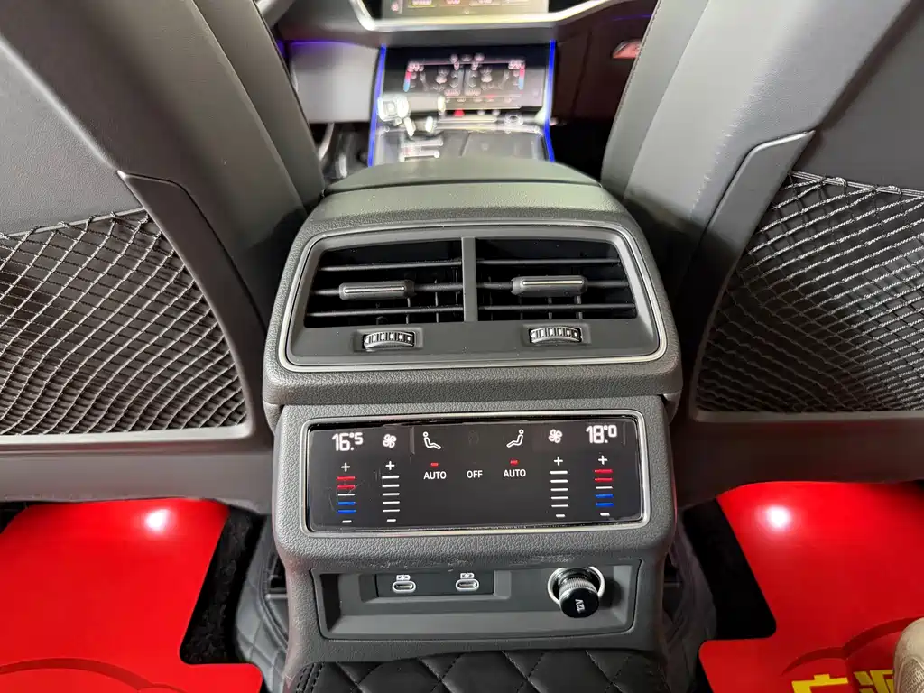 Audi A6L — миниатюра 12