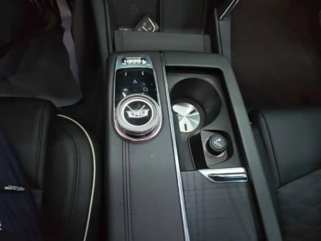 Cadillac CT6 — миниатюра 14