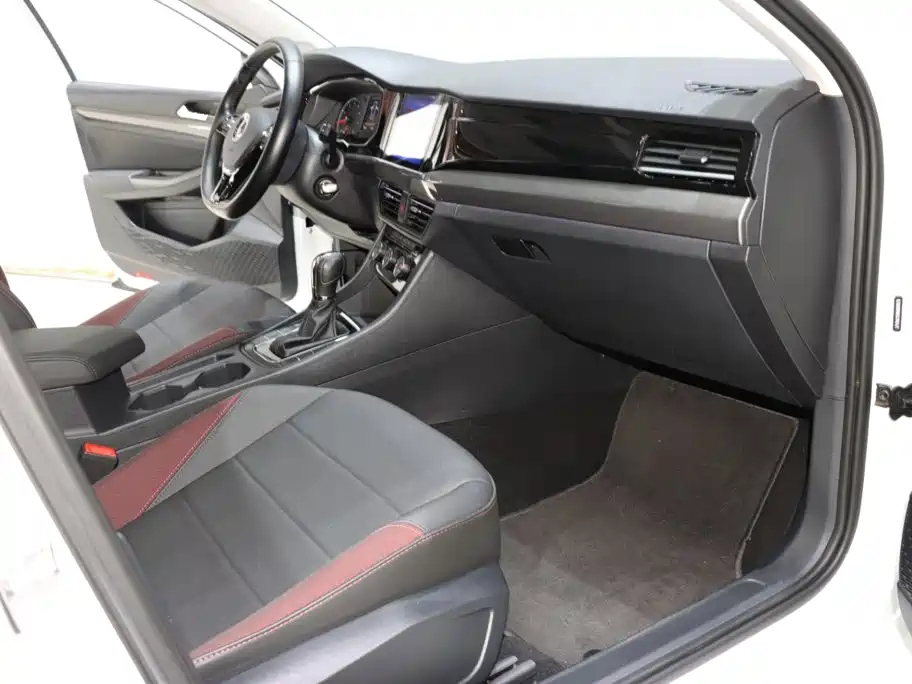 Volkswagen Bora — миниатюра 8