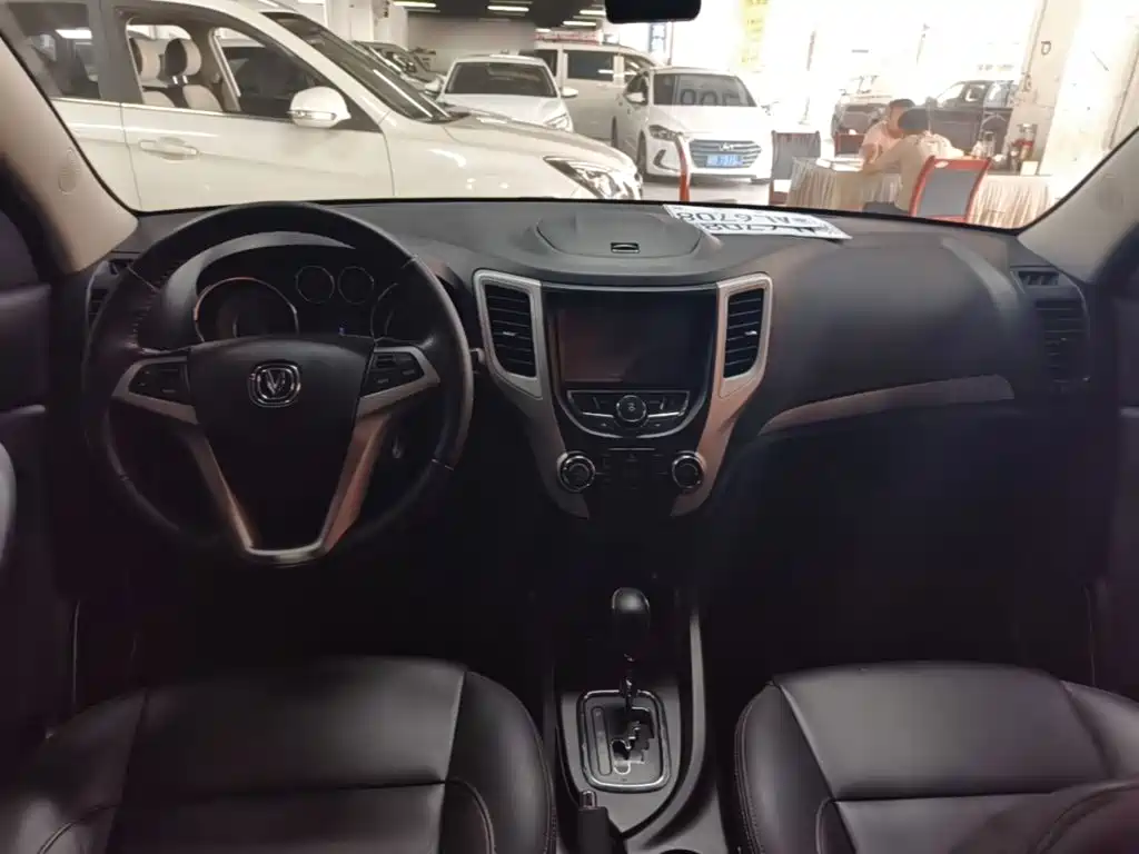 Changan CS35 — миниатюра 10