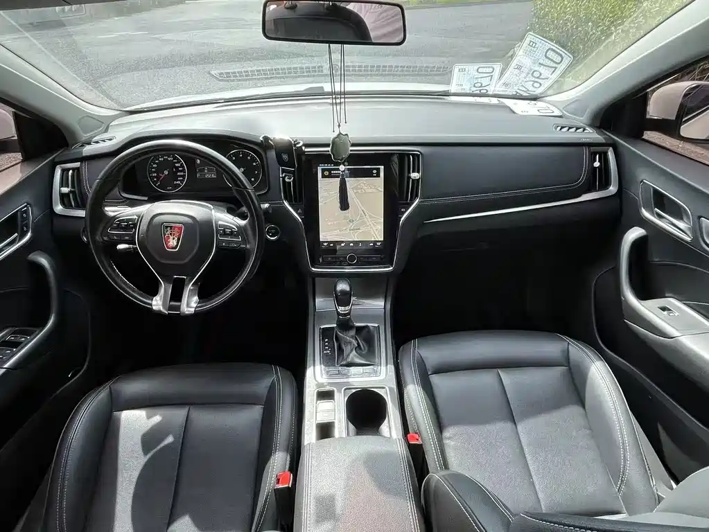 Roewe Roewe i6 Classic — миниатюра 9
