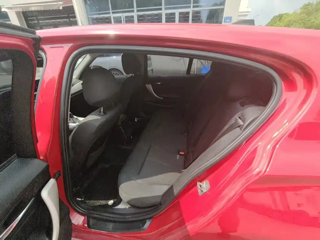BMW 1 Series (Import) 118i Leading Type, фото 5