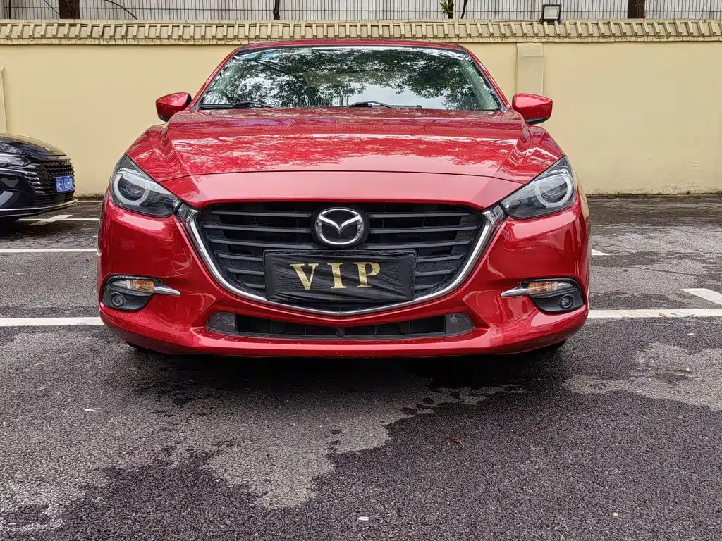 Mazda Mazda3 3 2019 1.5L AT Luxury VI