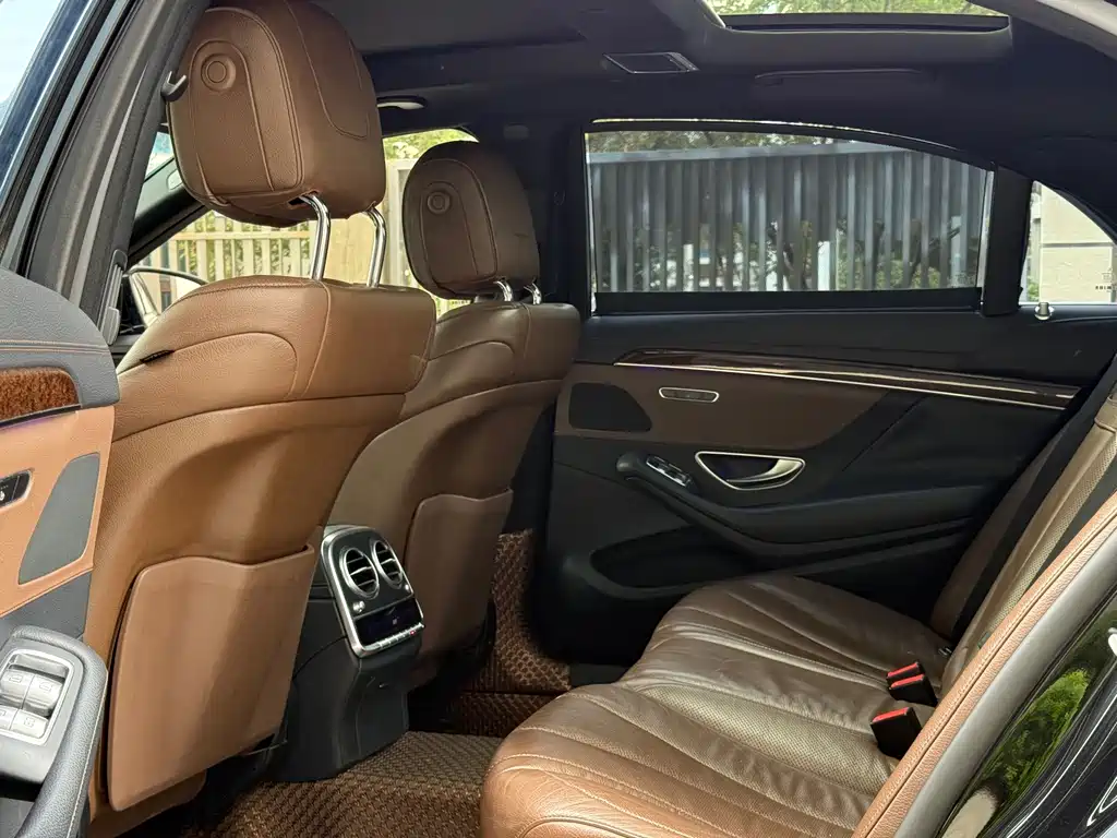 Mercedes-Benz S-Class — миниатюра 6