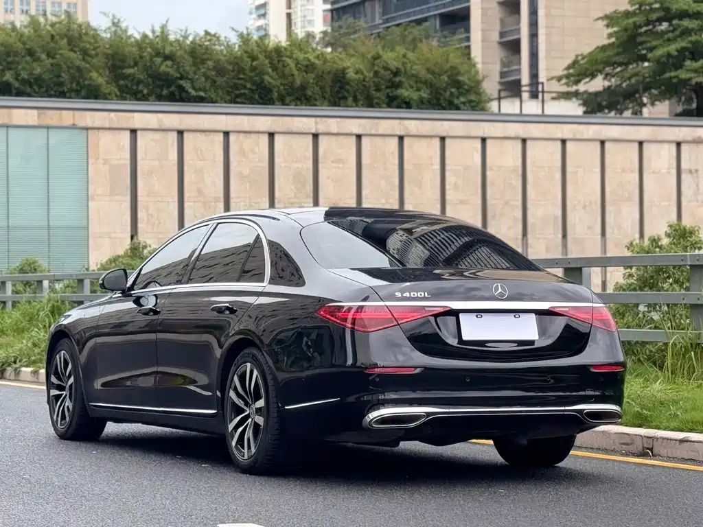 Mercedes-Benz S-Class — миниатюра 3