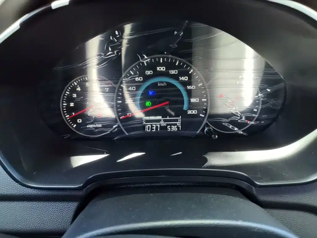 Wuling Hongguang V — миниатюра 12