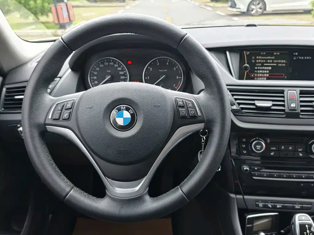 BMW X1 — миниатюра 6