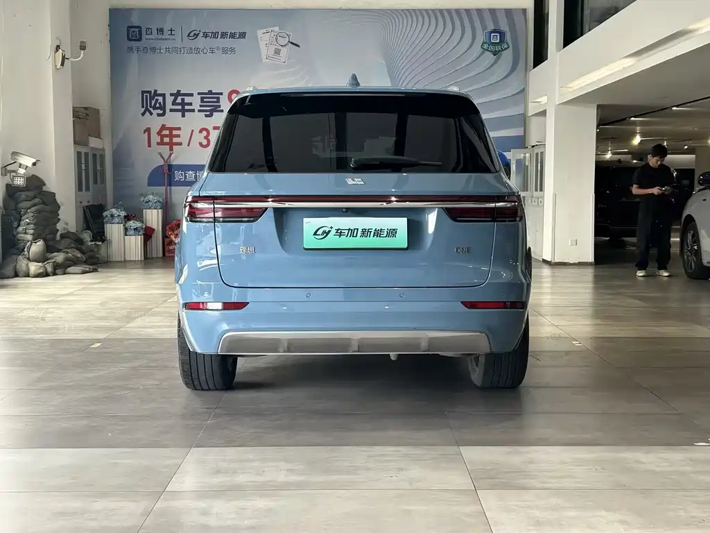 Li Auto Li ONE — миниатюра 8