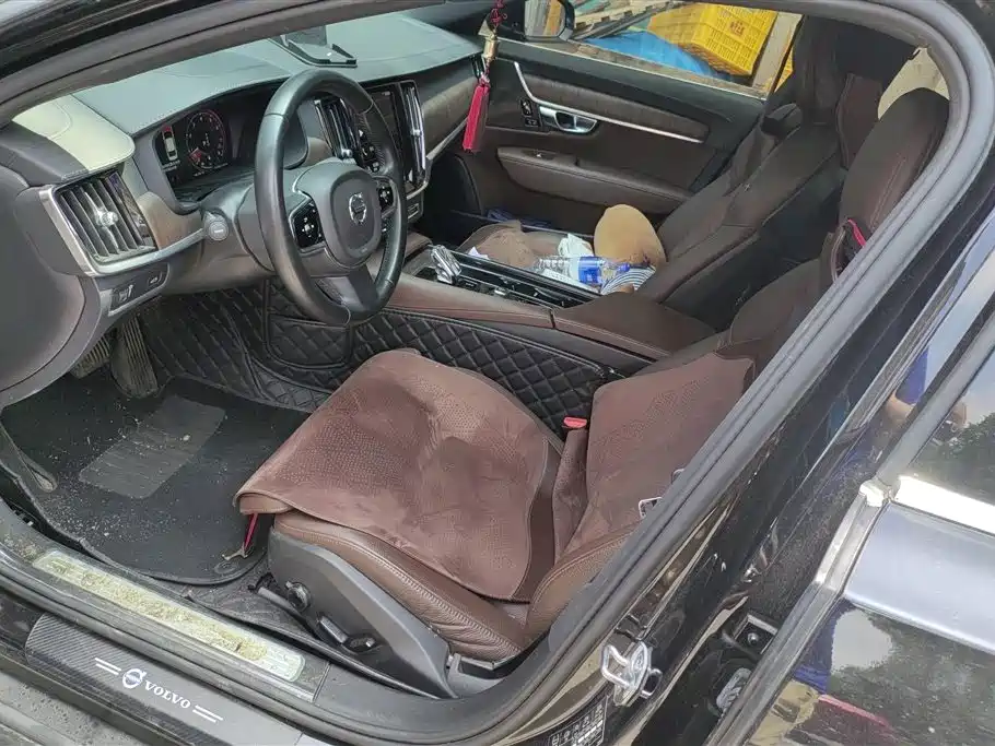 Volvo S90 2021 B5 Luxury