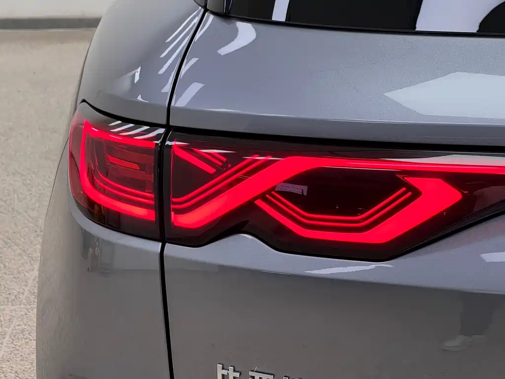 BYD Yuan UP — миниатюра 8