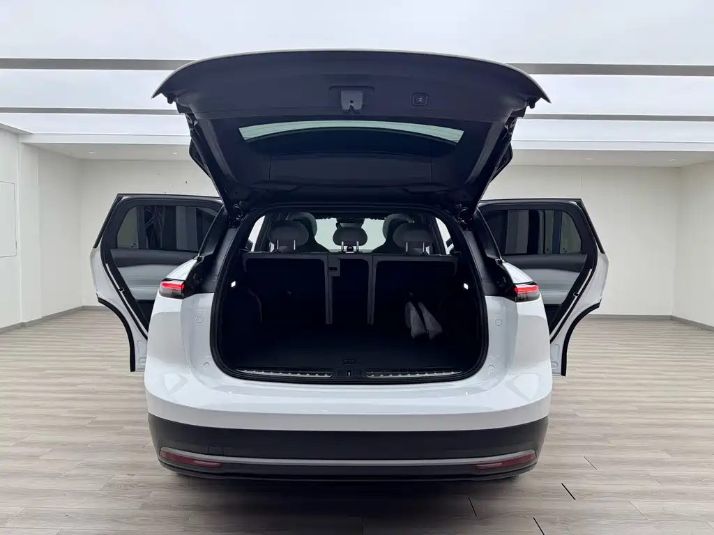 NIO ES6 — миниатюра 17