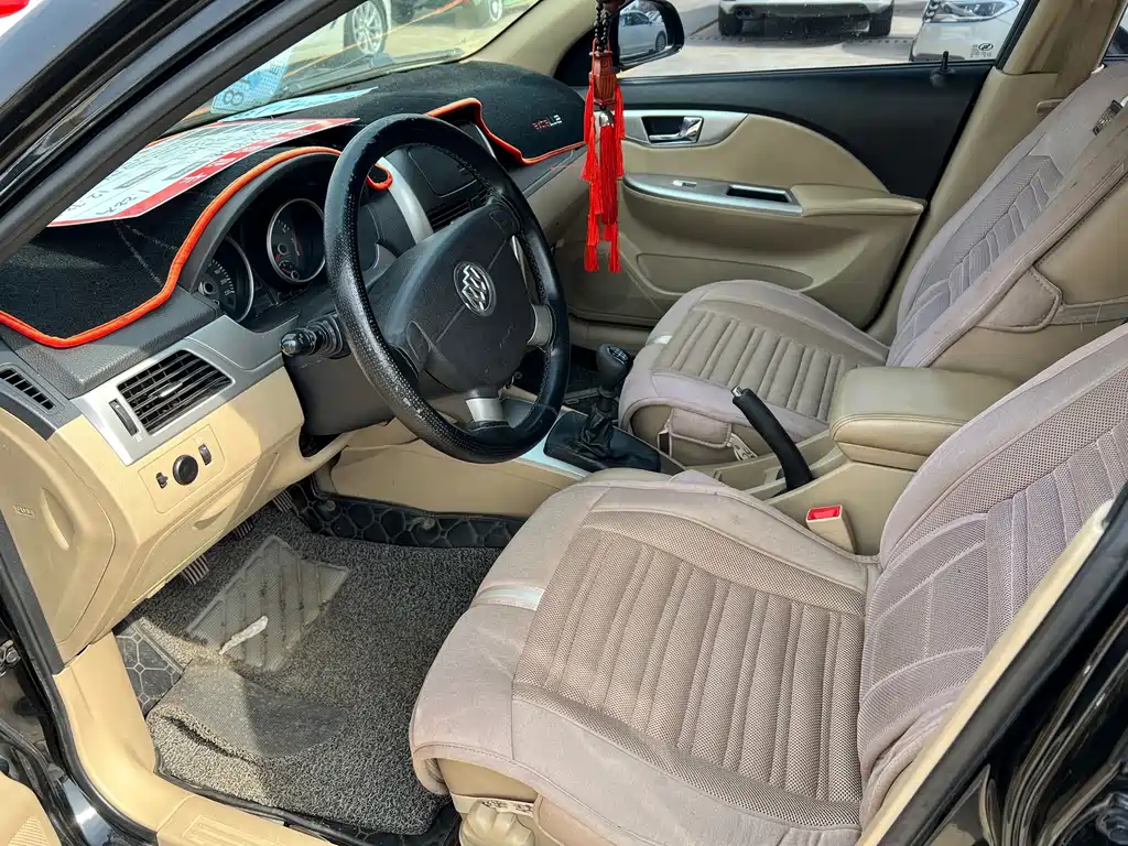 Buick Excelle — миниатюра 9