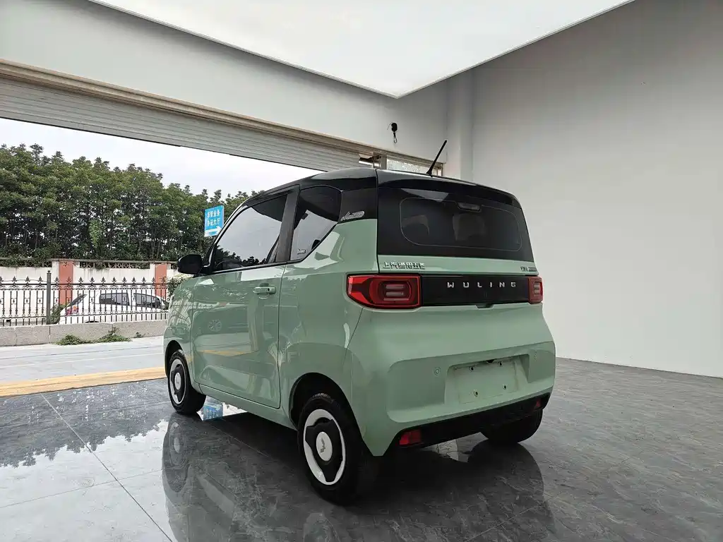 Wuling MINIEV — миниатюра 4