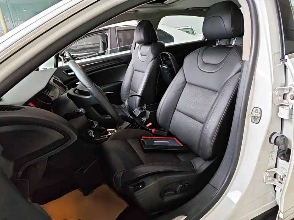 Citroen C5 — миниатюра 15