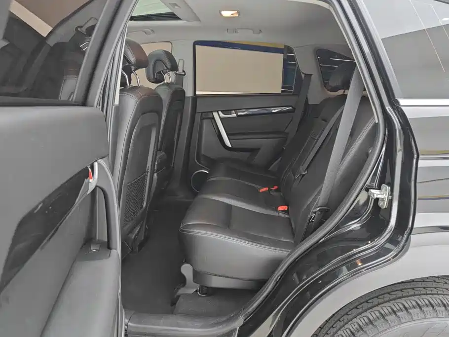 Chevrolet Captiva — миниатюра 11