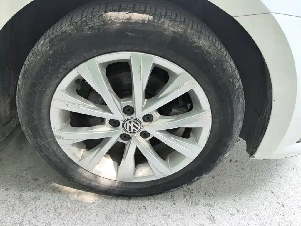Volkswagen Lavida — миниатюра 8