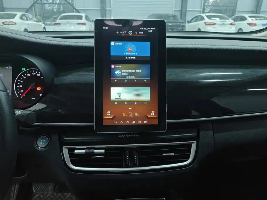 BYD MAX — миниатюра 13