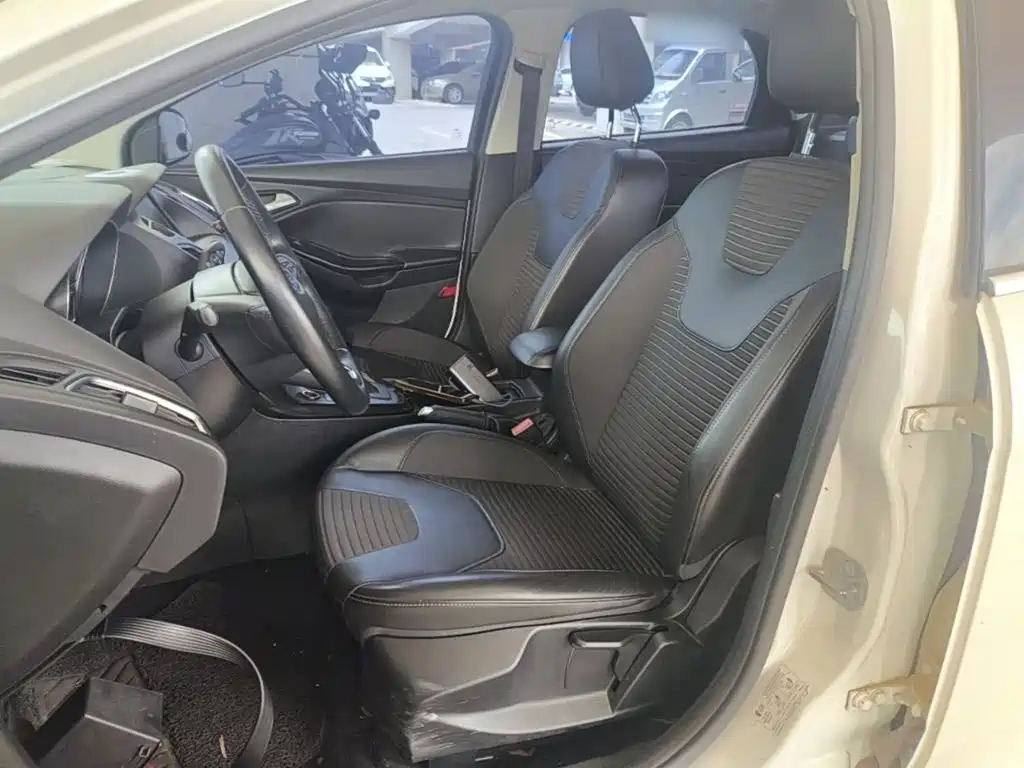 Ford Focus — миниатюра 15